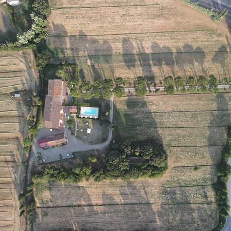 La Vecchia Cantina Guzzardi Lari Exterior foto